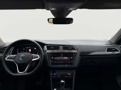 Photo 16 Volkswagen Tiguan  2.0 TDI 150ch DSG7