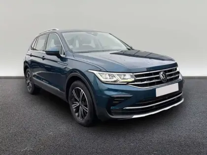 Photo 15 Volkswagen Tiguan  2.0 TDI 150ch DSG7