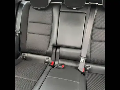 Photo 68 Renault Austral  E-Tech full hybrid 200 GSR2