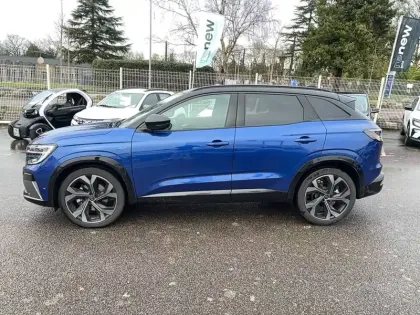 Photo 17 Renault Austral  E-Tech full hybrid 200 GSR2