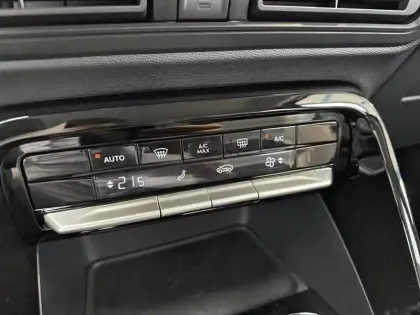 Photo 20 Citroën C3  Hybride 110 ch e-DCS6