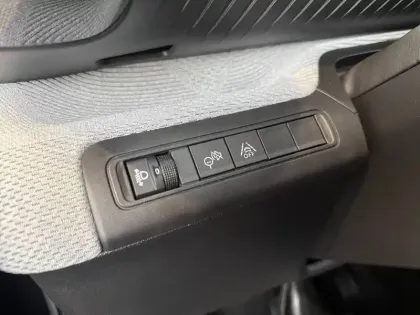 Photo 21 Citroën C3  Hybride 110 ch e-DCS6