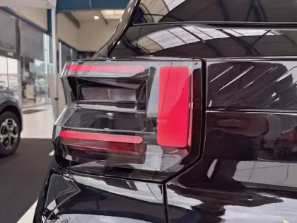 Photo 16 Citroën C3  Hybride 110 ch e-DCS6