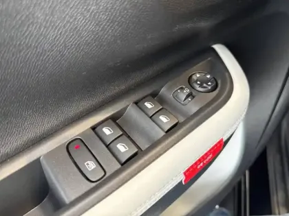 Photo 19 Citroën C3  Hybride 110 ch e-DCS6