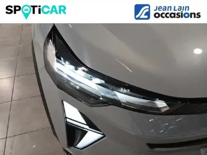 Photo 15 Renault Captur  E-Tech full hybrid 160 ch