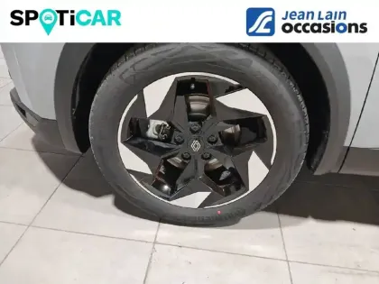 Photo 12 Renault Captur  E-Tech full hybrid 160 ch