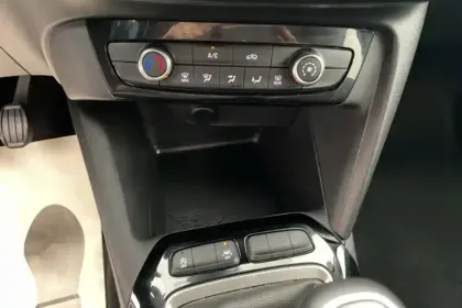 Photo 15 Opel Corsa  1.5 Diesel 100 ch BVM6