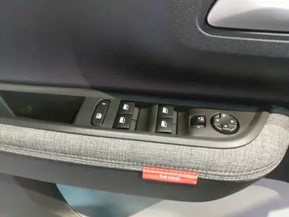 Photo 22 Citroën C3 Aircross e- 113 autonomie confort