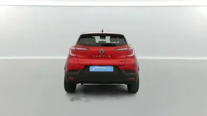 Photo 29 Renault Captur  E-Tech full hybrid 145 ch