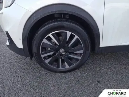 Photo 23 Peugeot 2008  PureTech 155 S&S EAT8