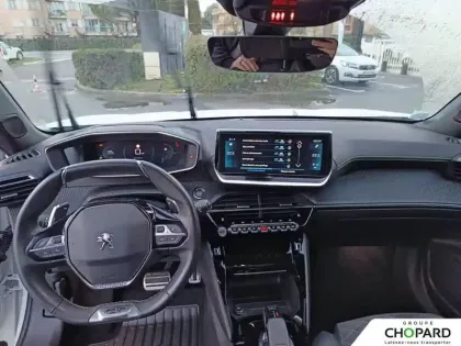 Photo 11 Peugeot 2008  PureTech 155 S&S EAT8