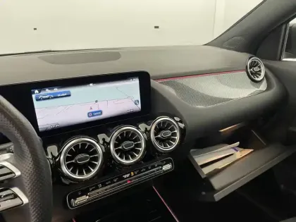 Photo 58 Mercedes GLA  250 e Hybrid EQ 8G-DCT