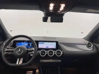 Photo 63 Mercedes GLA  250 e Hybrid EQ 8G-DCT