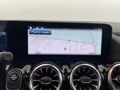 Photo 54 Mercedes GLA  250 e Hybrid EQ 8G-DCT