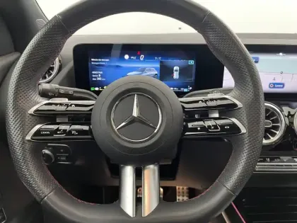 Photo 90 Mercedes GLA  250 e Hybrid EQ 8G-DCT