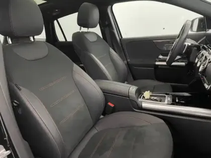 Photo 28 Mercedes GLA  250 e Hybrid EQ 8G-DCT