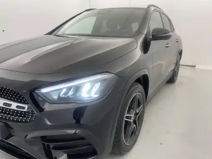 Photo 66 Mercedes GLA  250 e Hybrid EQ 8G-DCT