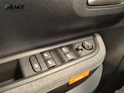 Photo 45 Citroën C3 Aircross  Hybride 145 e-DCS6