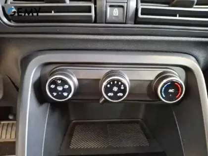 Photo 16 Citroën C3  Hybride 110 ch e-DCS6