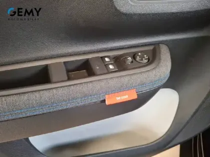 Photo 36 Citroën C3  Hybride 110 ch e-DCS6