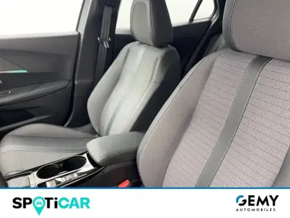 Photo 11 Peugeot 2008  PureTech 130 S&S EAT8