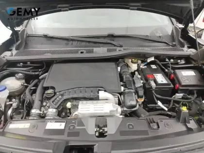 Photo 29 Peugeot 2008  PureTech 130 S&S EAT8