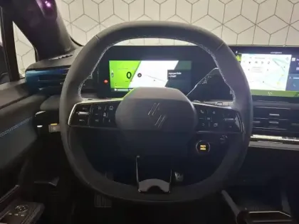 Photo 9 Renault Clio  E-Tech full hybrid 160 ch