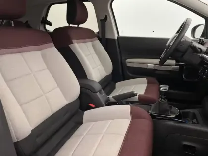 Photo 26 Citroën C4 Cactus  PureTech 110 S&S BVM6