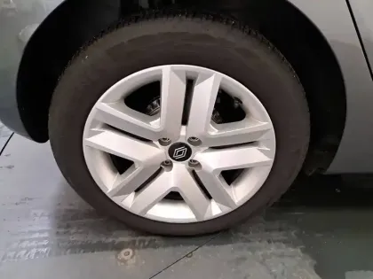 Photo 13 Renault Clio  TCe 90