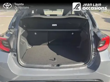 Photo 55 Toyota Yaris  Hybride 130h
