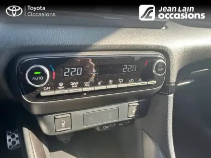 Photo 59 Toyota Yaris  Hybride 130h