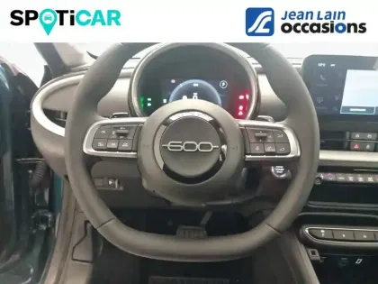 Photo 8 Fiat 600  T-Gen 3 1.2 Hybrid 145ch eDCT6