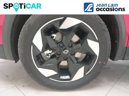 Photo 12 Renault Captur  E-Tech full hybrid 160 ch