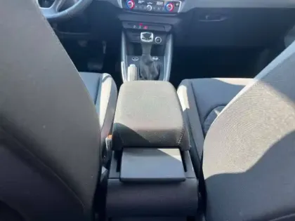 Photo 31 Audi A1  Sportback 30 TFSI 110 ch S tronic 7