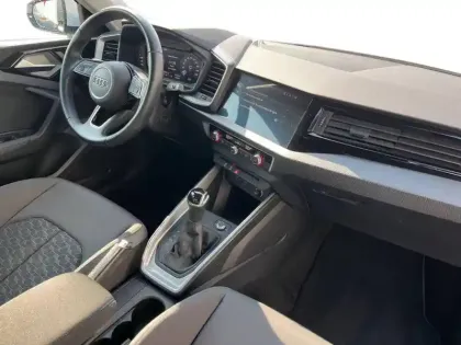 Photo 48 Audi A1  Sportback 30 TFSI 110 ch S tronic 7