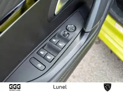 Photo 11 Peugeot 208  PureTech 100 S&S BVM6