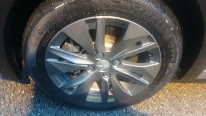 Photo 11 Peugeot 208  Electrique 50 kWh 136ch