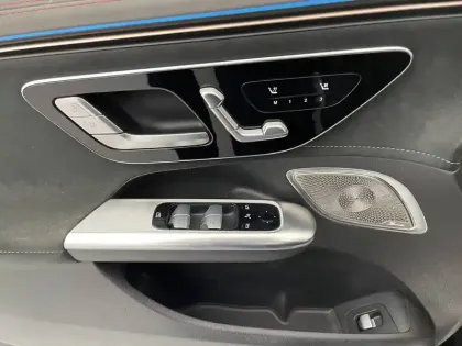 Photo 26 Mercedes EQE  350+