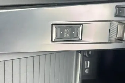 Photo 52 Peugeot 308  PHEV 180 e-EAT8