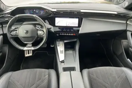 Photo 45 Peugeot 308  PHEV 180 e-EAT8