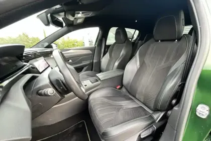 Photo 13 Peugeot 308  PHEV 180 e-EAT8