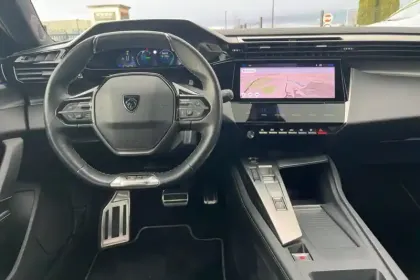 Photo 46 Peugeot 308  PHEV 180 e-EAT8