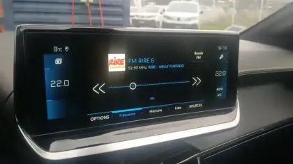 Photo 20 Peugeot 208  PureTech 100 S&S BVM6