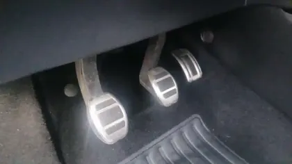 Photo 33 Peugeot 208  PureTech 100 S&S BVM6