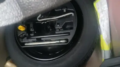 Photo 38 Peugeot 208  PureTech 100 S&S BVM6