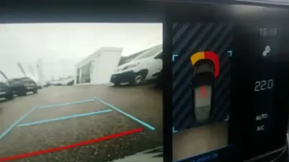 Photo 35 Peugeot 208  PureTech 100 S&S BVM6