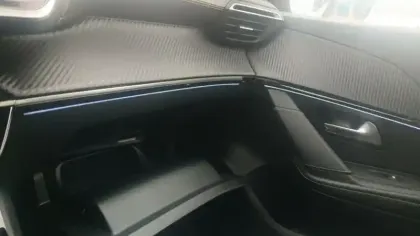 Photo 26 Peugeot 208  PureTech 100 S&S BVM6