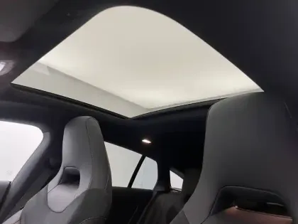 Photo 23 Mercedes CLA  Shooting Brake 250 e 8G-DCT