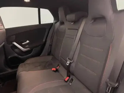 Photo 15 Mercedes CLA  Shooting Brake 250 e 8G-DCT