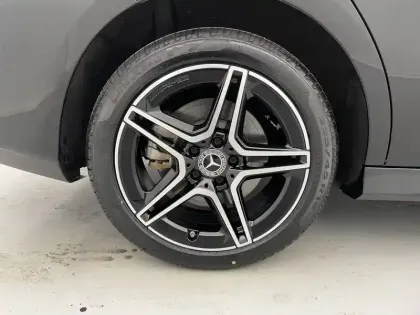 Photo 12 Mercedes CLA  Shooting Brake 250 e 8G-DCT